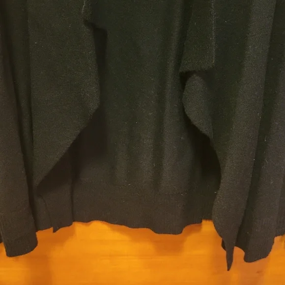 Black and White Cardigan with Floral Accents - Picture 5 of 5